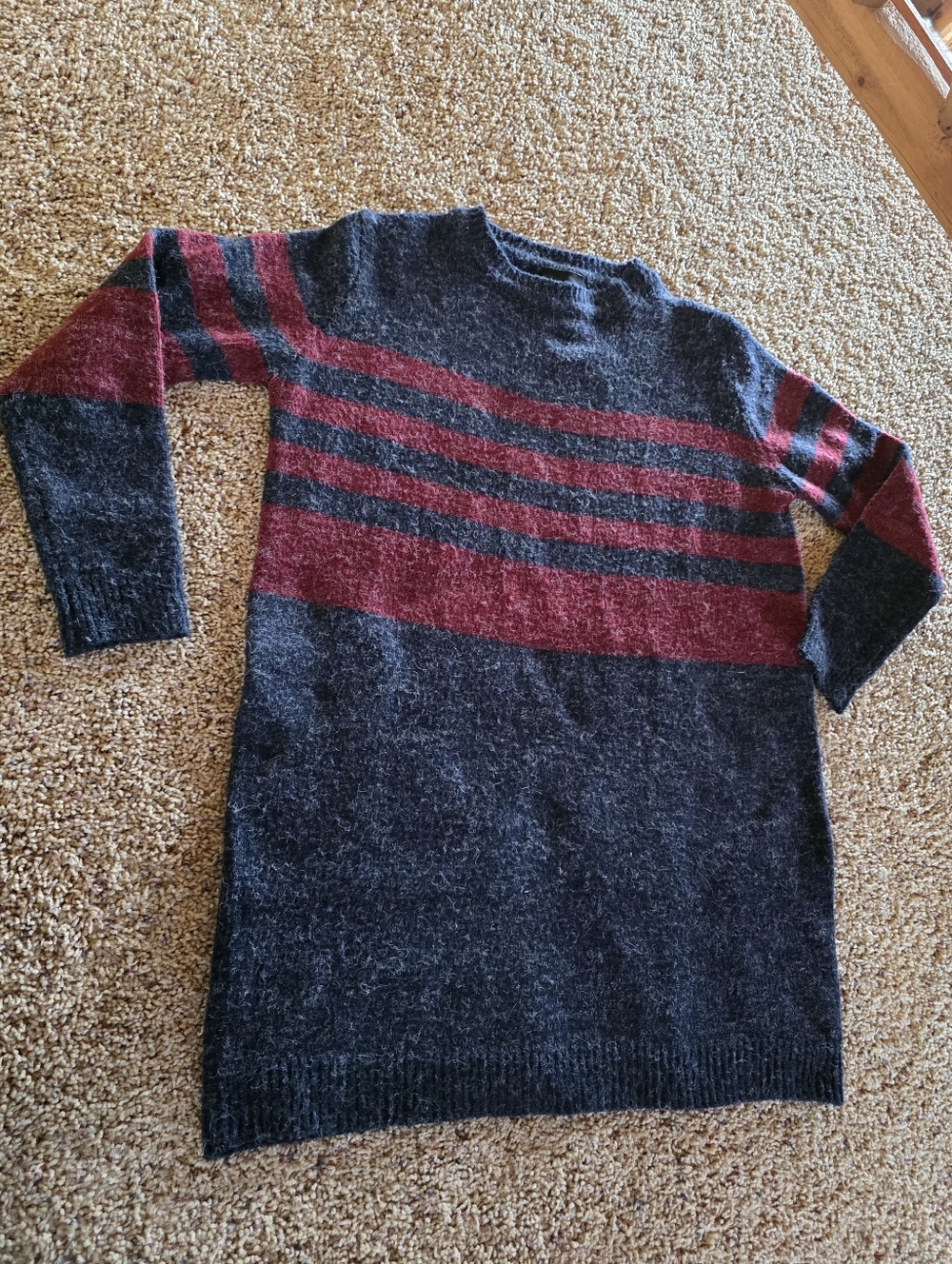 Lumiere  Navy & Burgundy Striped Crewneck Sweater Womens Medium Long